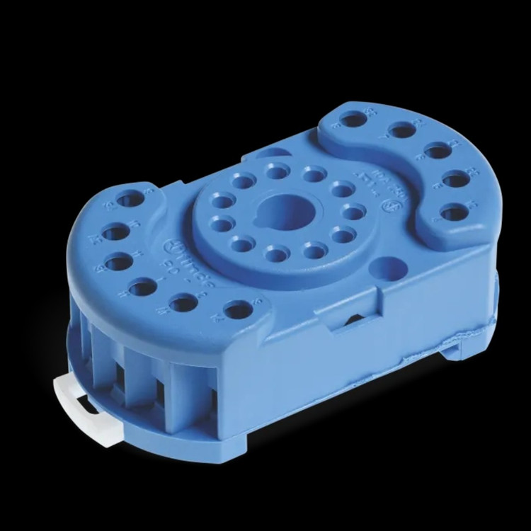 پایه رله شیشه ای 11 سوراخ مارک فیندر finder مدل 90.23 . ساخت اروپا