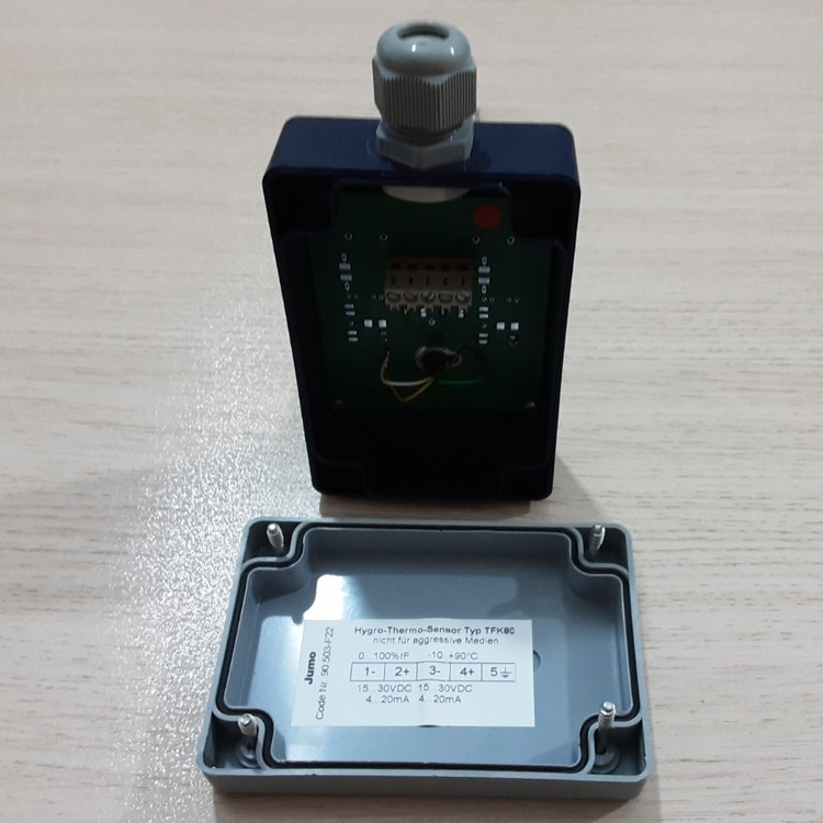 ترانسمیتر-سنسور دما و رطوبت مارک جومو Jumo TFK80 - آلمان