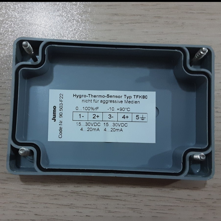 ترانسمیتر-سنسور دما و رطوبت مارک جومو Jumo TFK80 - آلمان
