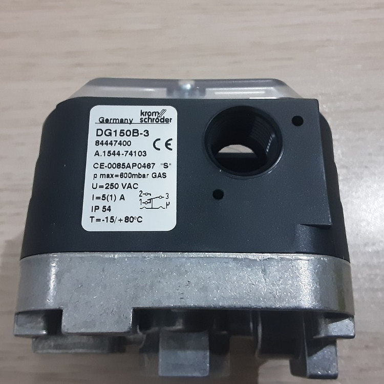 پرشر سوئیچ کروم شرودر kromschroder مدل DG150B-3