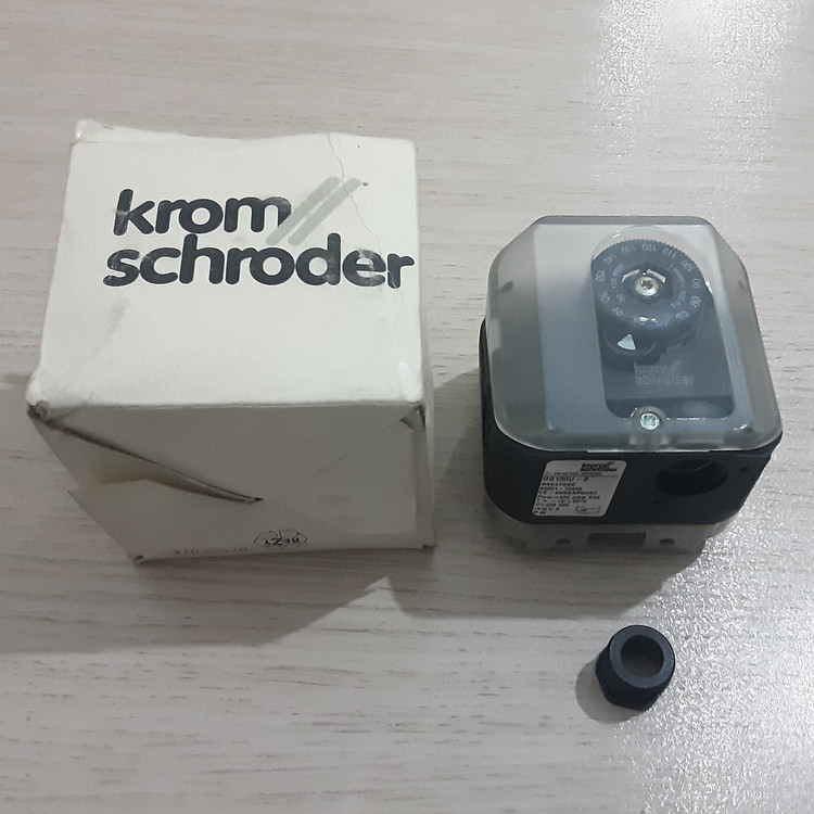 پرشر سوئیچ کروم شرودر kromschroder مدل DG150U-3