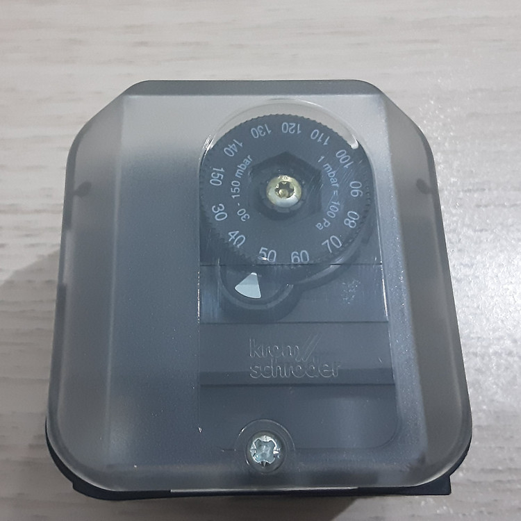 پرشر سوئیچ کروم شرودر kromschroder مدل DG150U-3