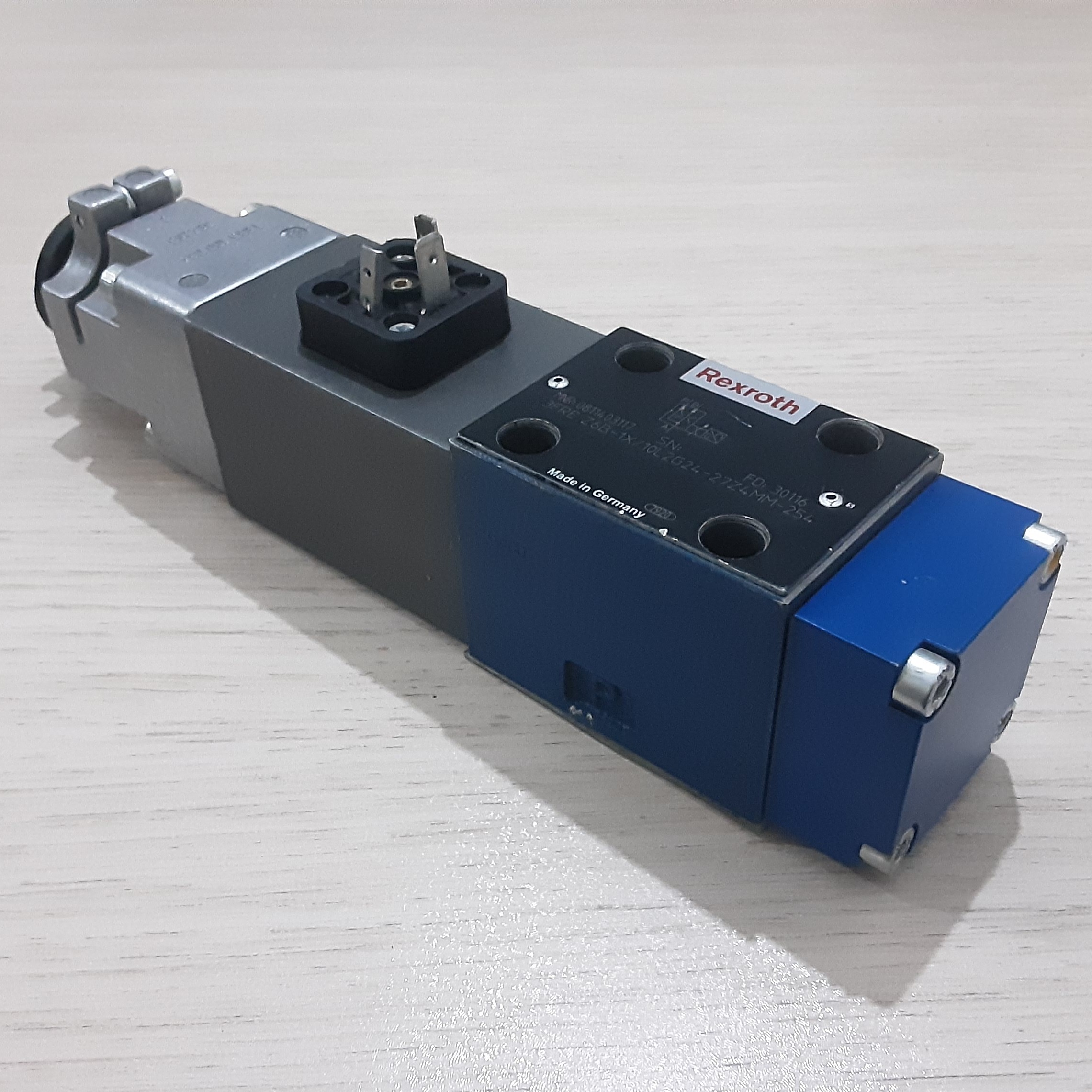 پروپرشنال ولو rexroth 3FRE Z6B-1X-10L2G24-27Z4MM-254