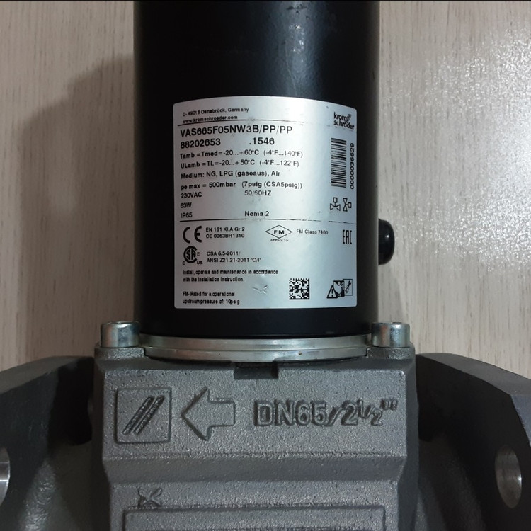 شیر برقی گاز کروم شرودر Kromschroder VAS 665F05NW3B-PP-PP . کد فنی 88202653