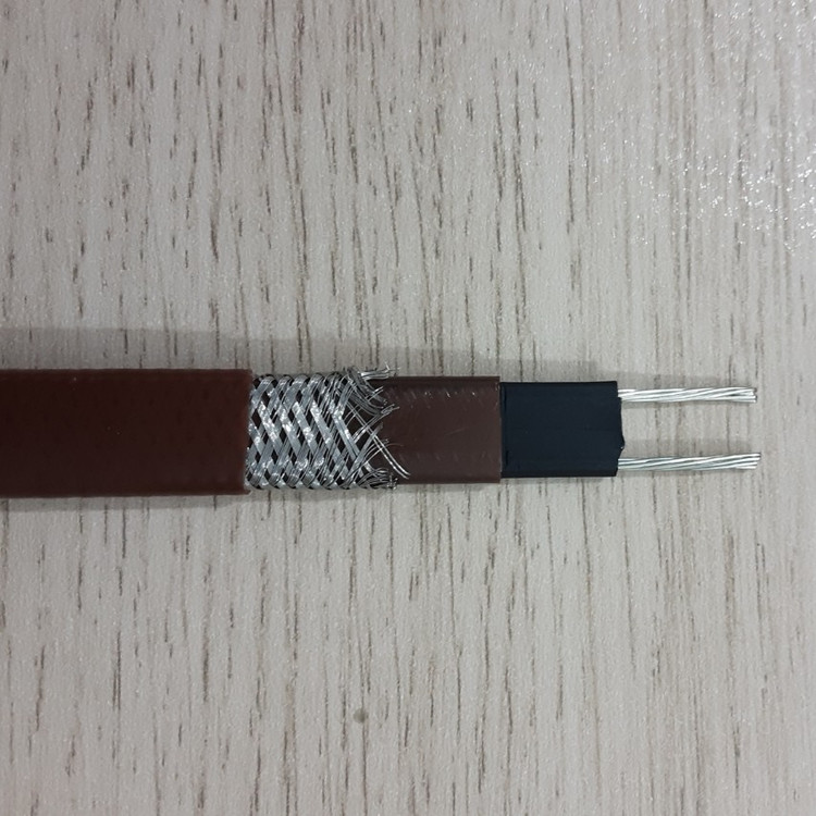 کابل حرارتی هیت تریسینگ سایز 1.5mm مسی ، عرض حدودا 14mm . هر رول 100 متر